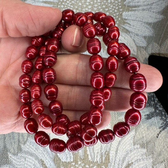 Honora cultured pearl set of 3 bracelets in red - Picture 4 of 4